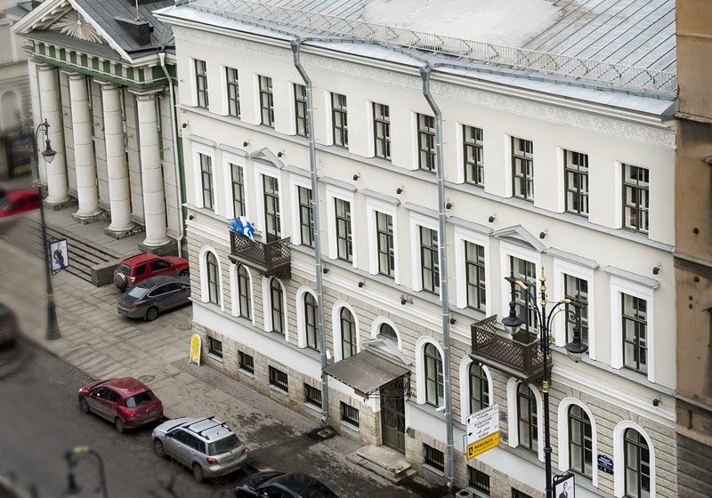 Putin allekirjoitti lain Suomi-talon myynnistä Governialle